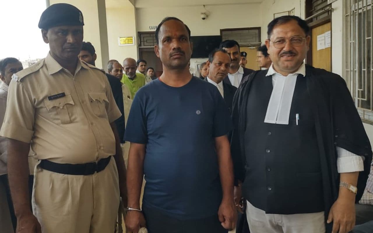 Bihar: कोर्ट का फैसला आने के बाद फफक पड़ा पति, बच्चों की परवरिश करेगा प्रशासन, मृतका के माता-पिता ने कहा-मिला इंसाफ Bihar: कोर्ट का फैसला आने के बाद फफक पड़ा पति, बच्चों की परवरिश करेगा प्रशासन, मृतका के माता-पिता ने कहा-मिला इंसाफ