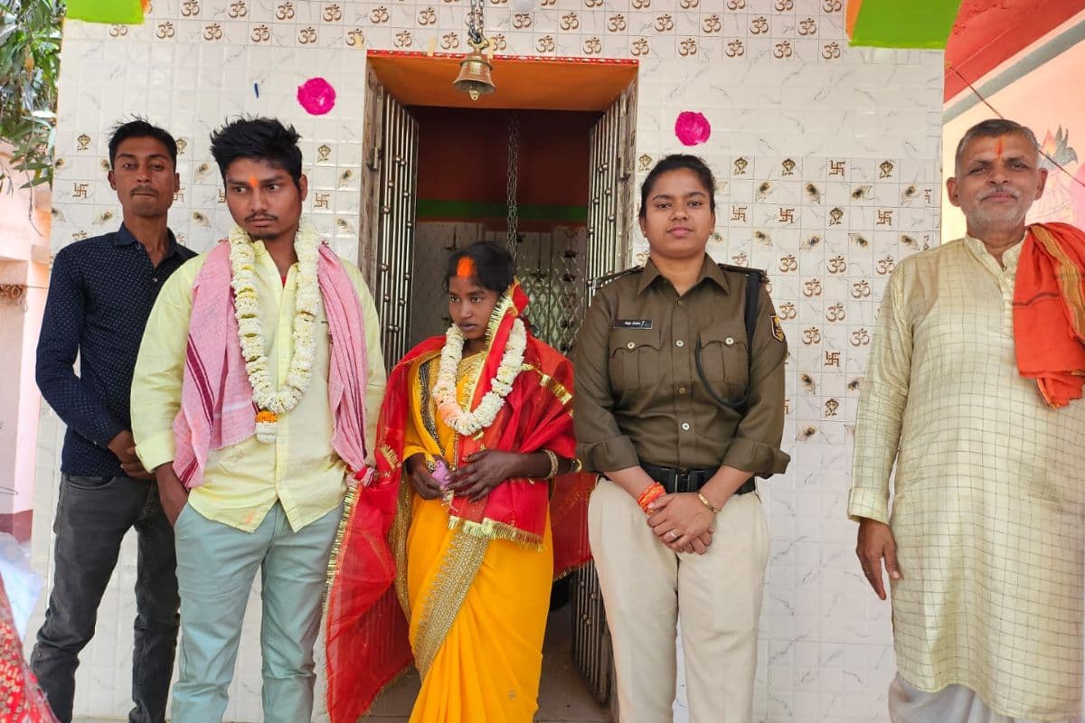 शकीना को रोहित से हुआ प्यार, प्रेमी ने शादी से किया इंकार तो प्रेमिका ने पुलिस बुलाकर लिया इंसाफ