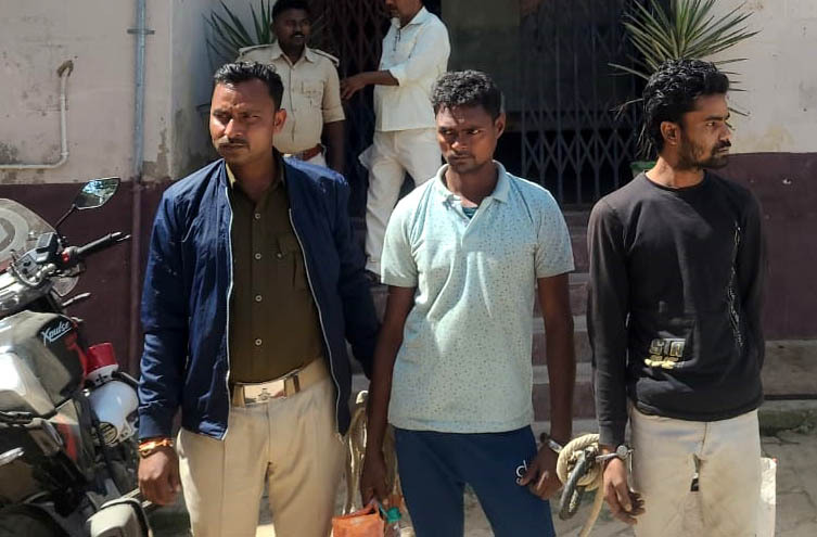 हत्या मामले का दो आरोपित गिरफ्तार