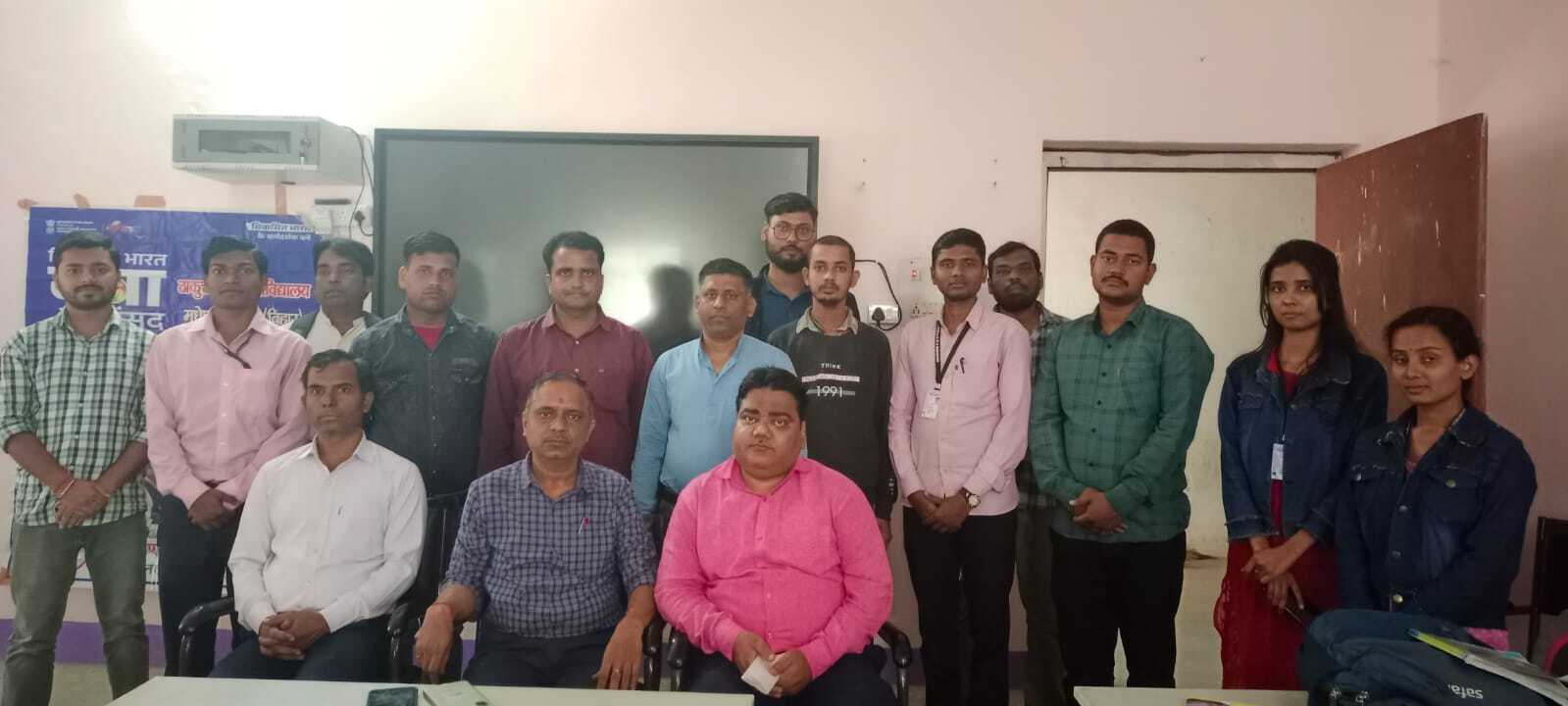 युवा संसद में भागीदारी बढ़ाने के लिए जागरूकता सह प्रशिक्षण अभियान जारी