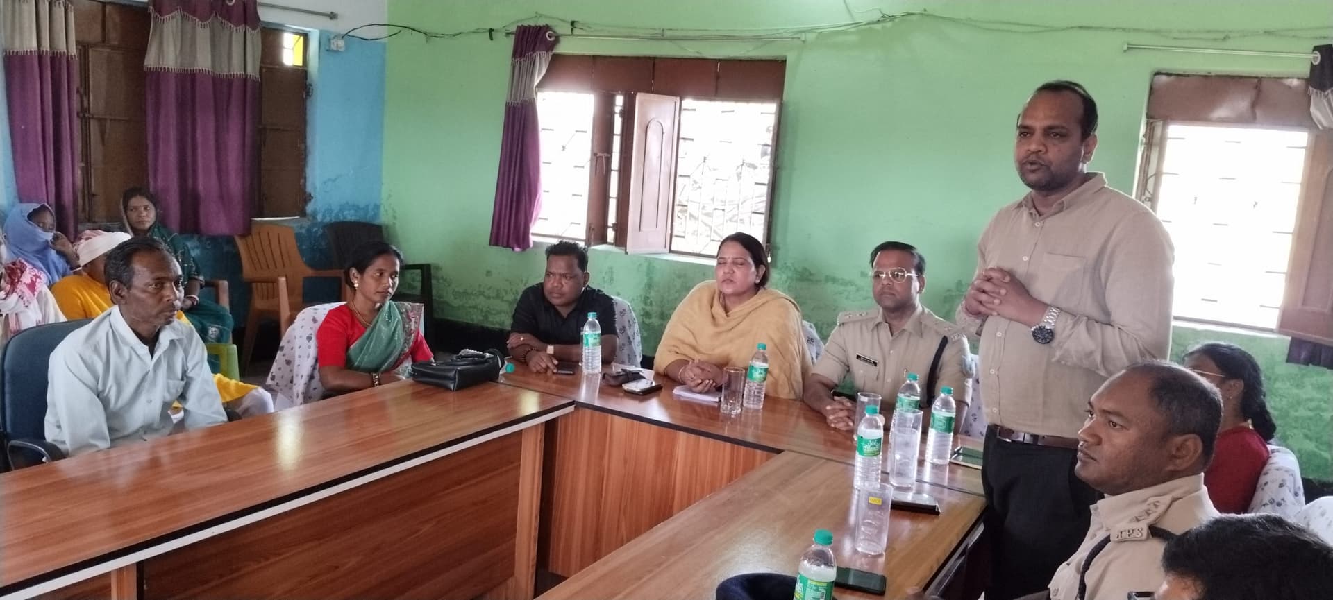 एक-दूसरे की भावनाओं का रखें ख्याल, मिलजुल कर मनाएं पर्व त्योहार: डीसी
