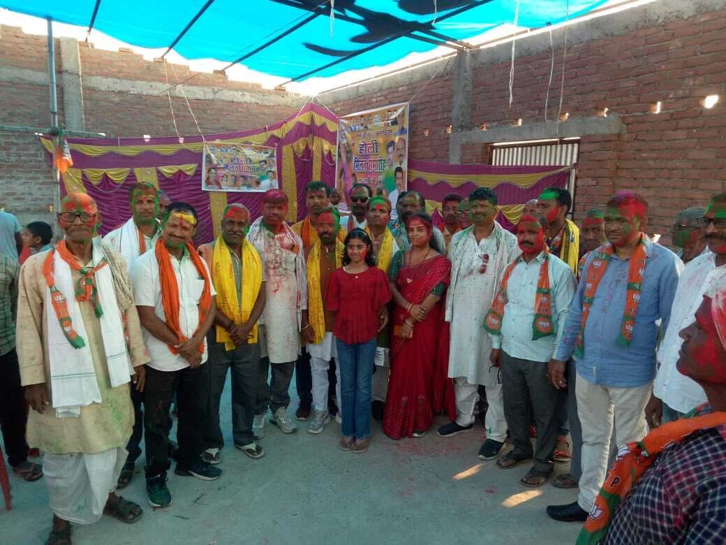 पनसलवा पैक्स गोदाम में होली मिलन समारोह संपन्न