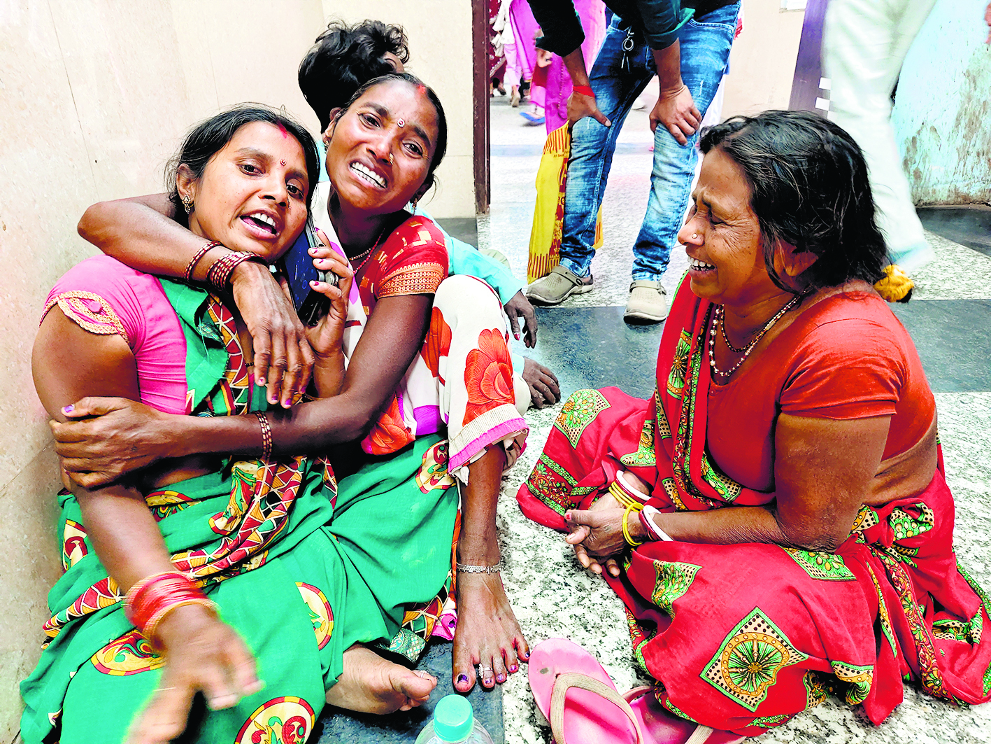 बेलगाम ट्रैक्टर ने स्कूल से घर लौट रहे छात्र को रौंदा, गयी जान