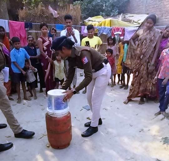 मंडल कारा सहित विभिन्न क्षेत्रों में आग से बचाव की दी गयी जानकारी