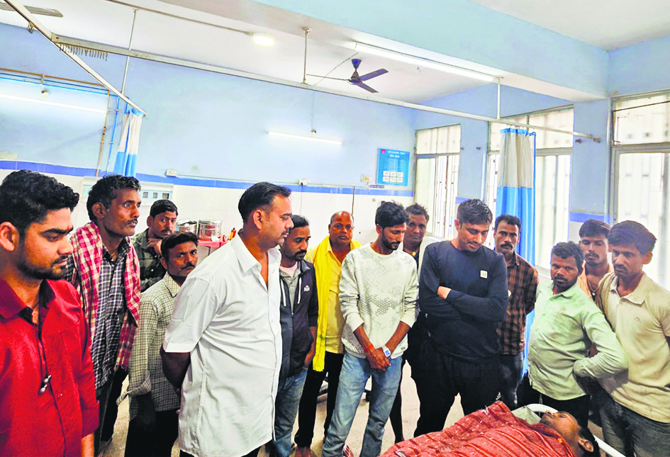 Buxar News: खेत में चारा काटने गये युवक की वज्रपात की चपेट में आने से मौत