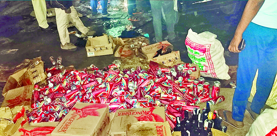 Jehanabad : पांच सौ लीटर अंग्रेजी शराब के साथ तस्कर धराया