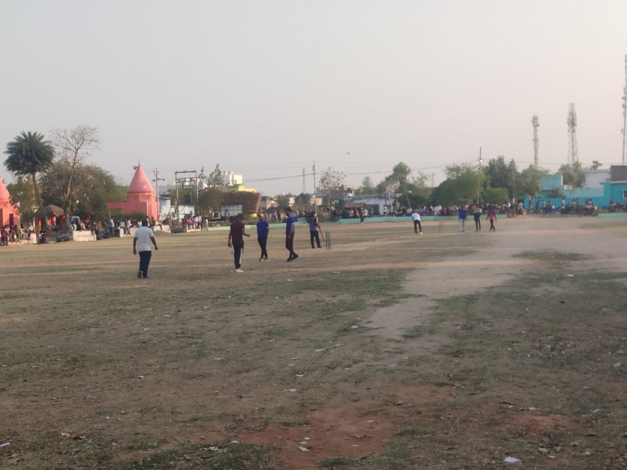 क्रिकेट टूर्नामेंट में अमरपुर ने मधुबन टीम को हराया