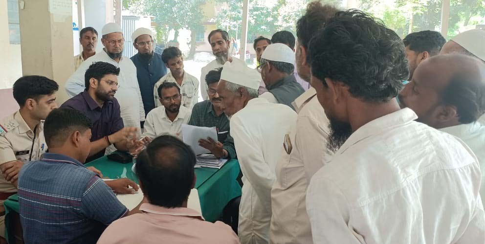 जनता दरबार में भूमि विवाद के सात मामलों का हुआ निष्पादन