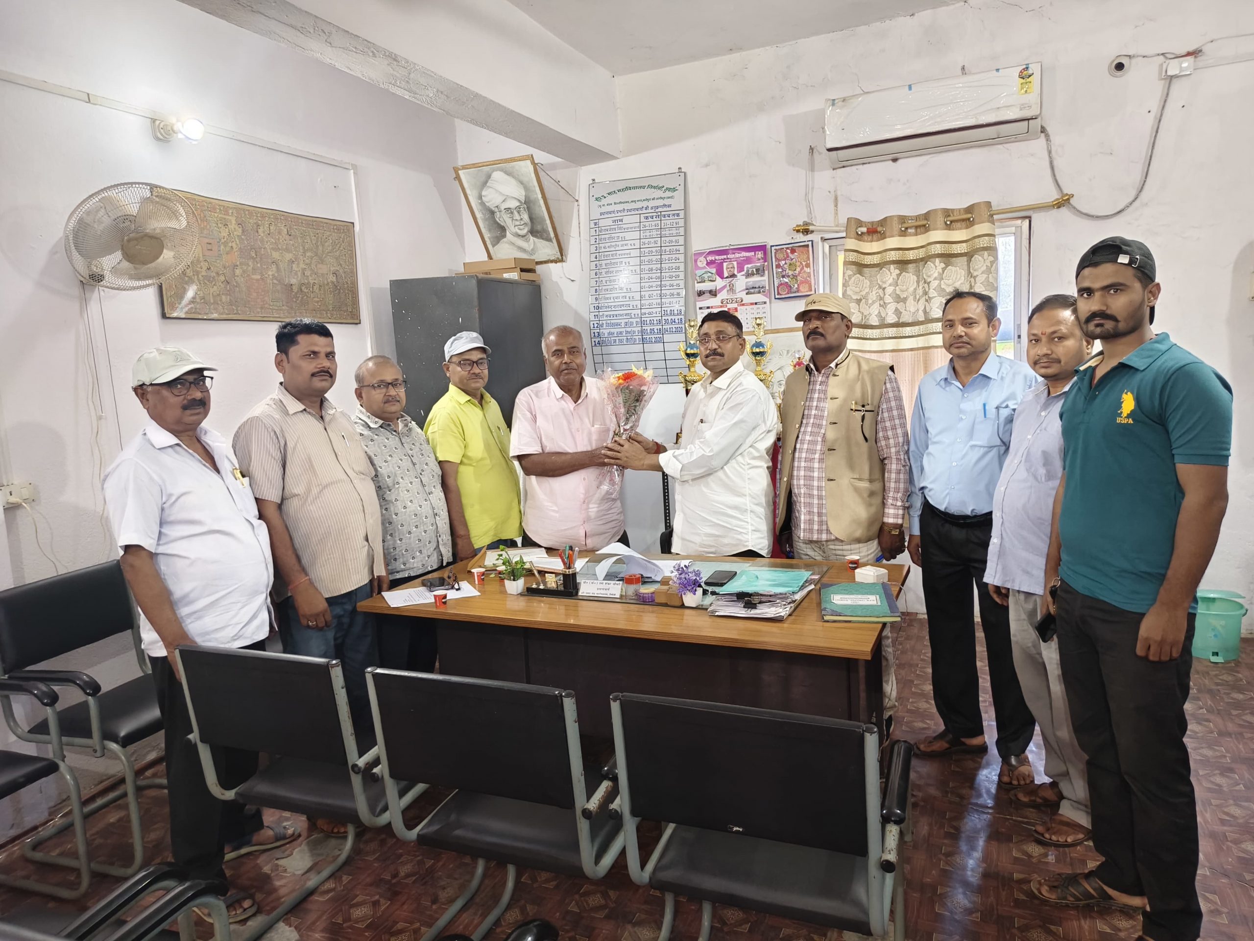 एचपीएस कॉलेज के नये प्रधानाचार्य बने डॉ इंद्रदेव सिंह