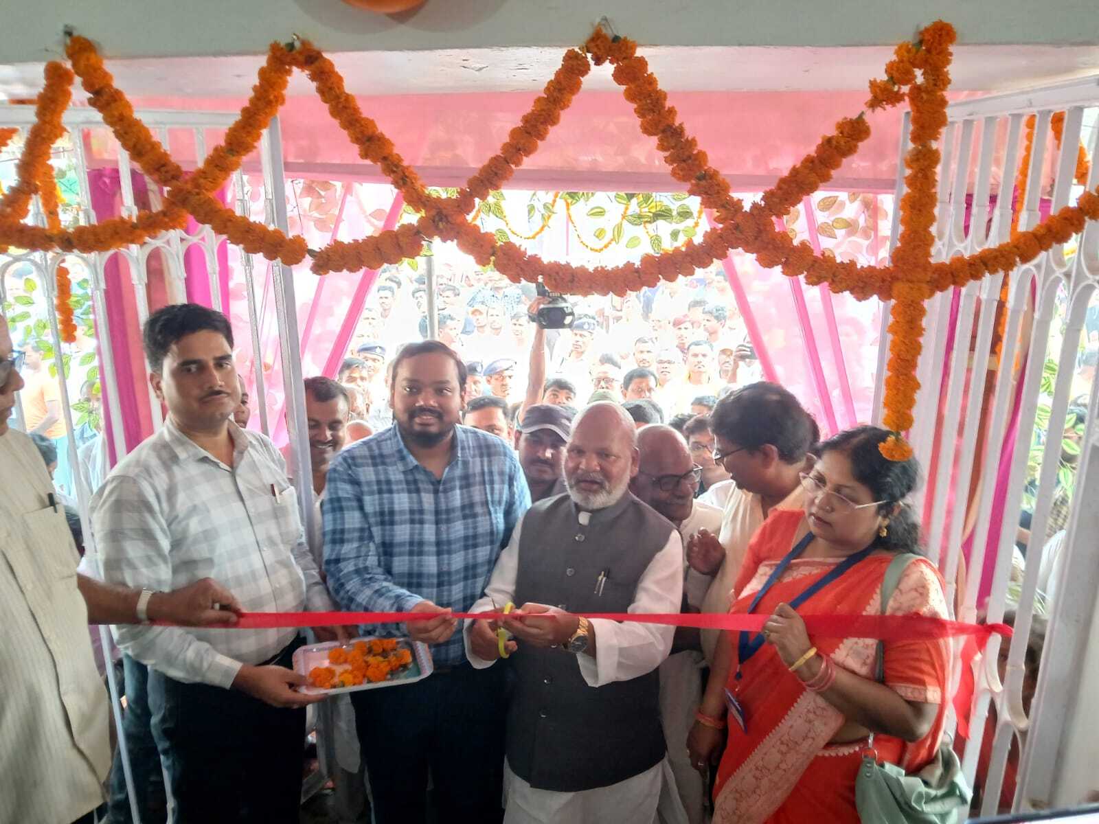 मंत्री ने किया अवर निबंधन कार्यालय का उद्घाटन