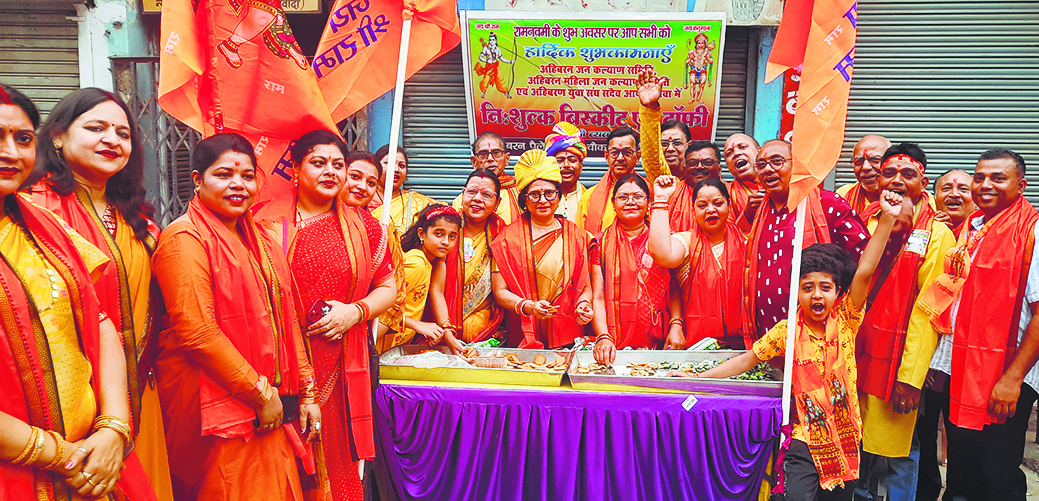 नवादा में निकली भव्य शोभायात्रा