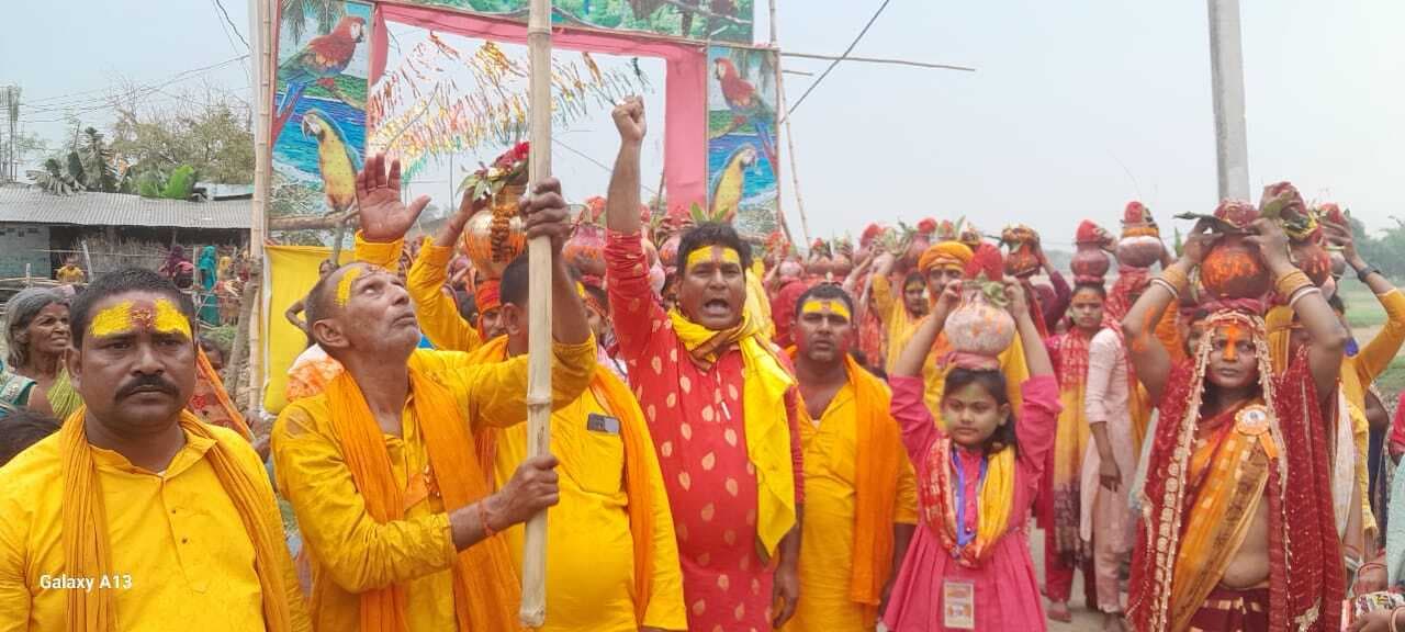रामधुनी यज्ञ के बाद हुआ कलश का विसर्जन