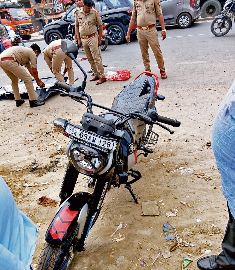 गोरखपुर में हुए सड़क हादसे में बेगूसराय के दो युवकों की गयी जान