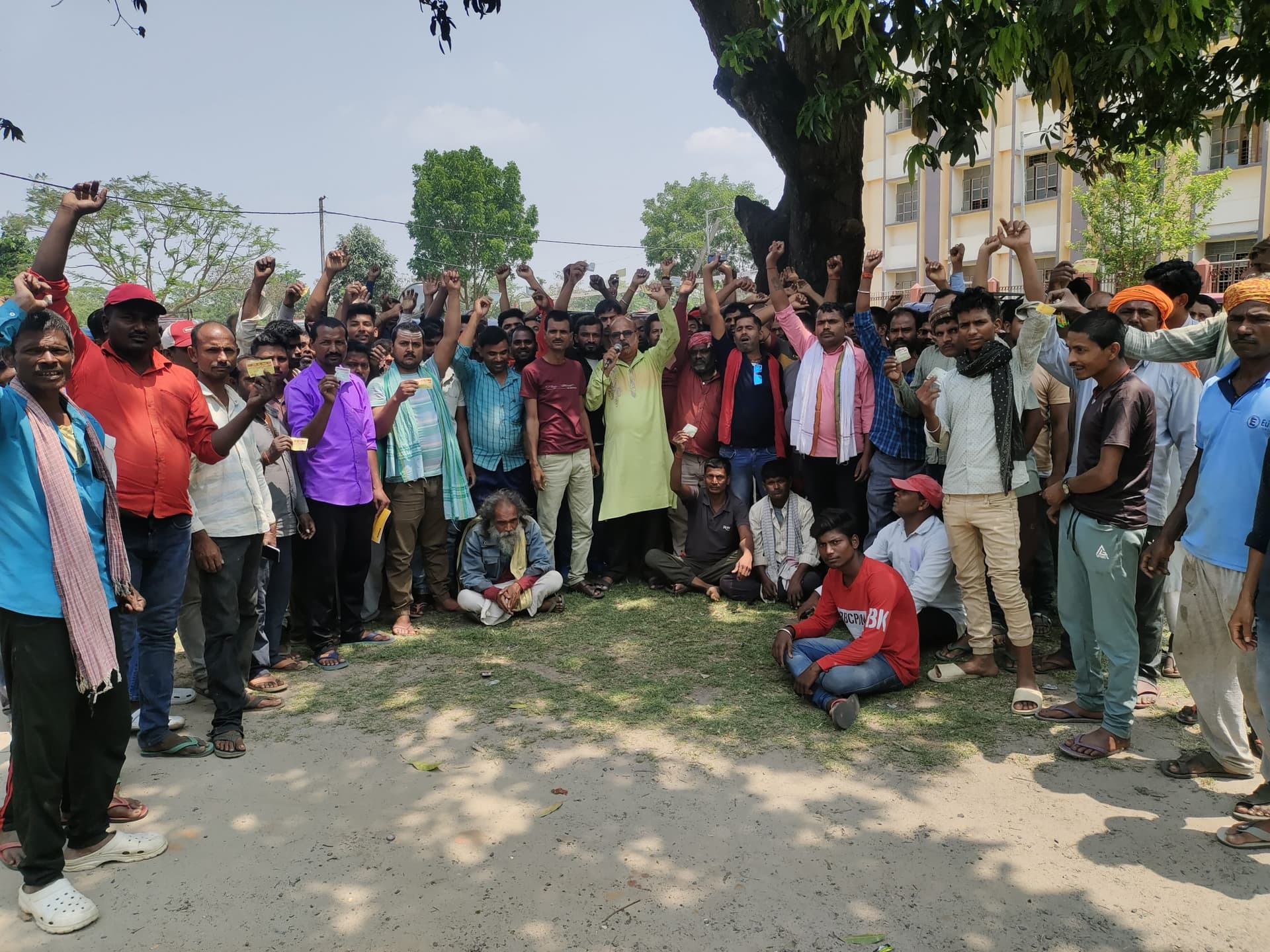 बैरियर वसूली बंद नहीं करने पर करेंगे धरना प्रदर्शन व अनिश्चित कालीन हड़ताल
