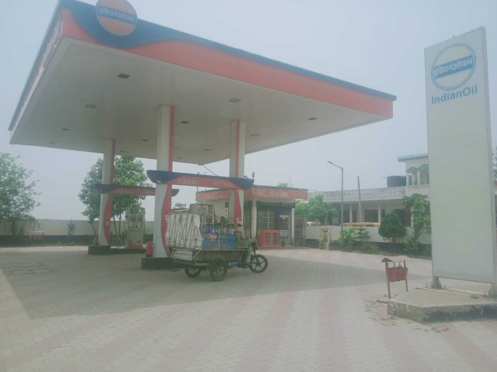 पेट्रोल पंप से डीजल व पेट्रोल की चोरी