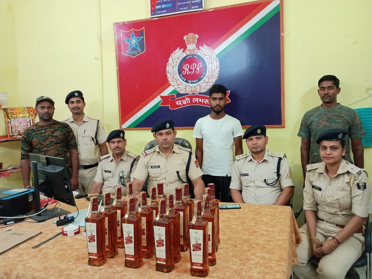 सहरसा जंक्शन पर शराब के साथ एक गिरफ्तार