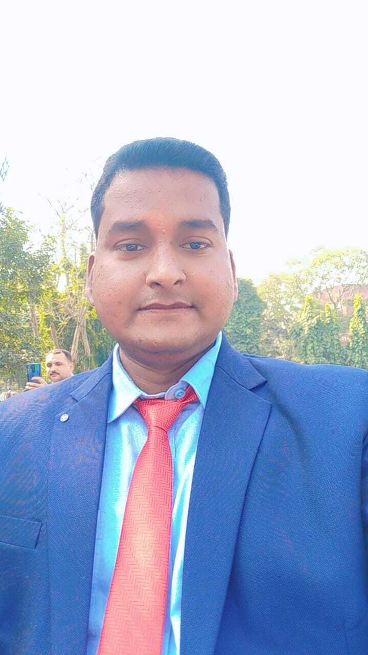 पोस्टमास्टर के पुत्र एडिशन बने कनीय अभियंता