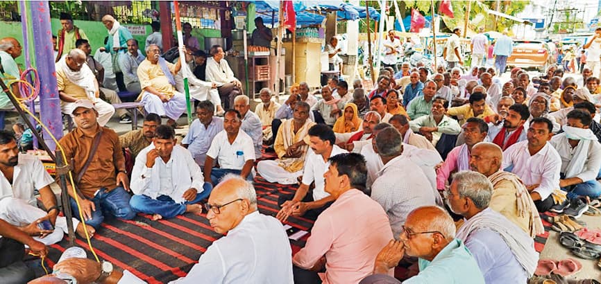 कई मांगों के साथ बिहार किसान सभा का समाहरणालय पर धरना-प्रदर्शन