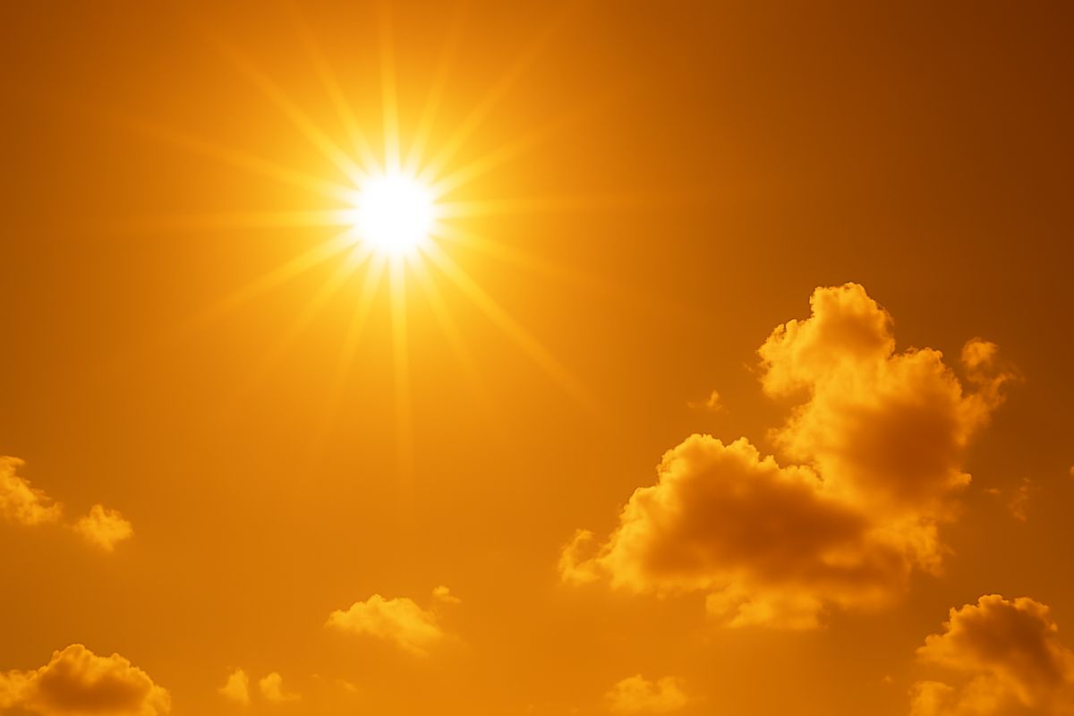 Summer Tips: गर्म हवाओं से हैं परेशान? अपनाएं लू से बचने के लिए ये रामबाण उपाय