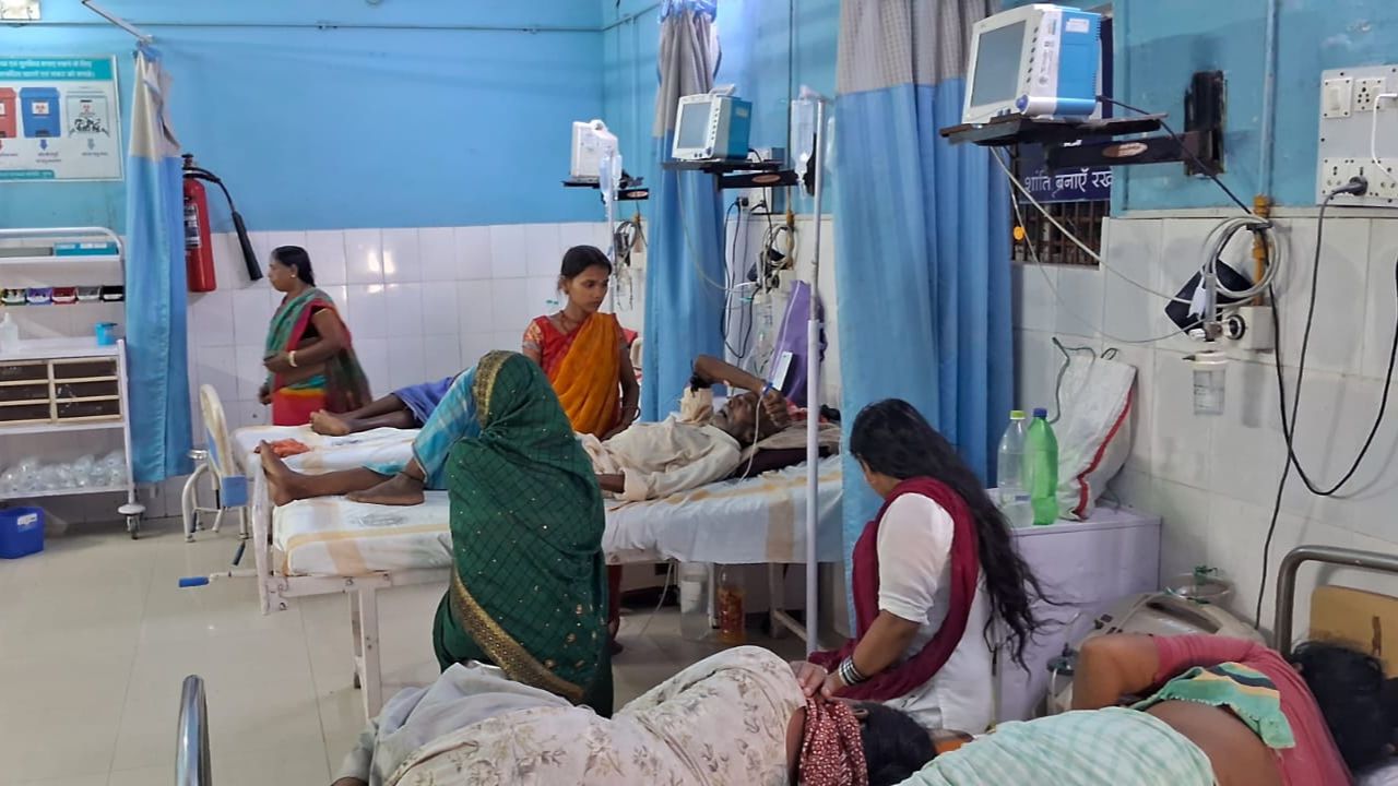 मुंगेर में बिना वेंटिलेटर के चल रहा सदर अस्पताल का आइसीयू, पीकू वार्ड में धूल फांक रहा करोड़ों का उपकरण