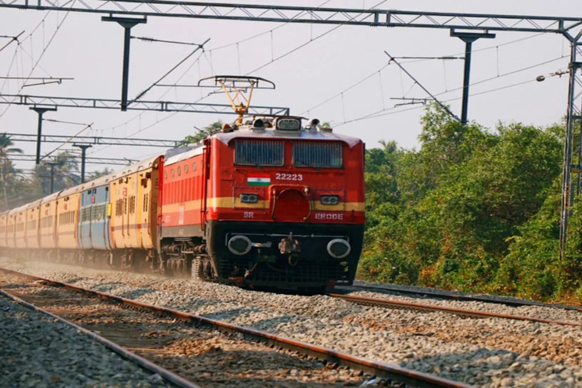 बिहार के इस रूट पर 160 की स्पीड से दौड़ेंगी ट्रेन, रेलखंड पर दूसरा स्पीड ट्रायल जल्द
