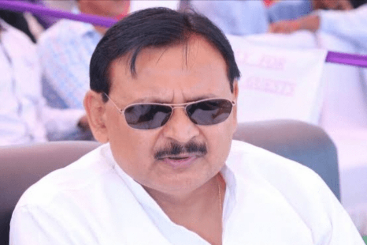 हरिशंकर तिवारी के बेटे और सपा नेता विनय शंकर तिवारी को हाई कोर्ट से मिली जमानत हरिशंकर तिवारी के बेटे और सपा नेता विनय शंकर तिवारी को हाई कोर्ट से मिली जमानत