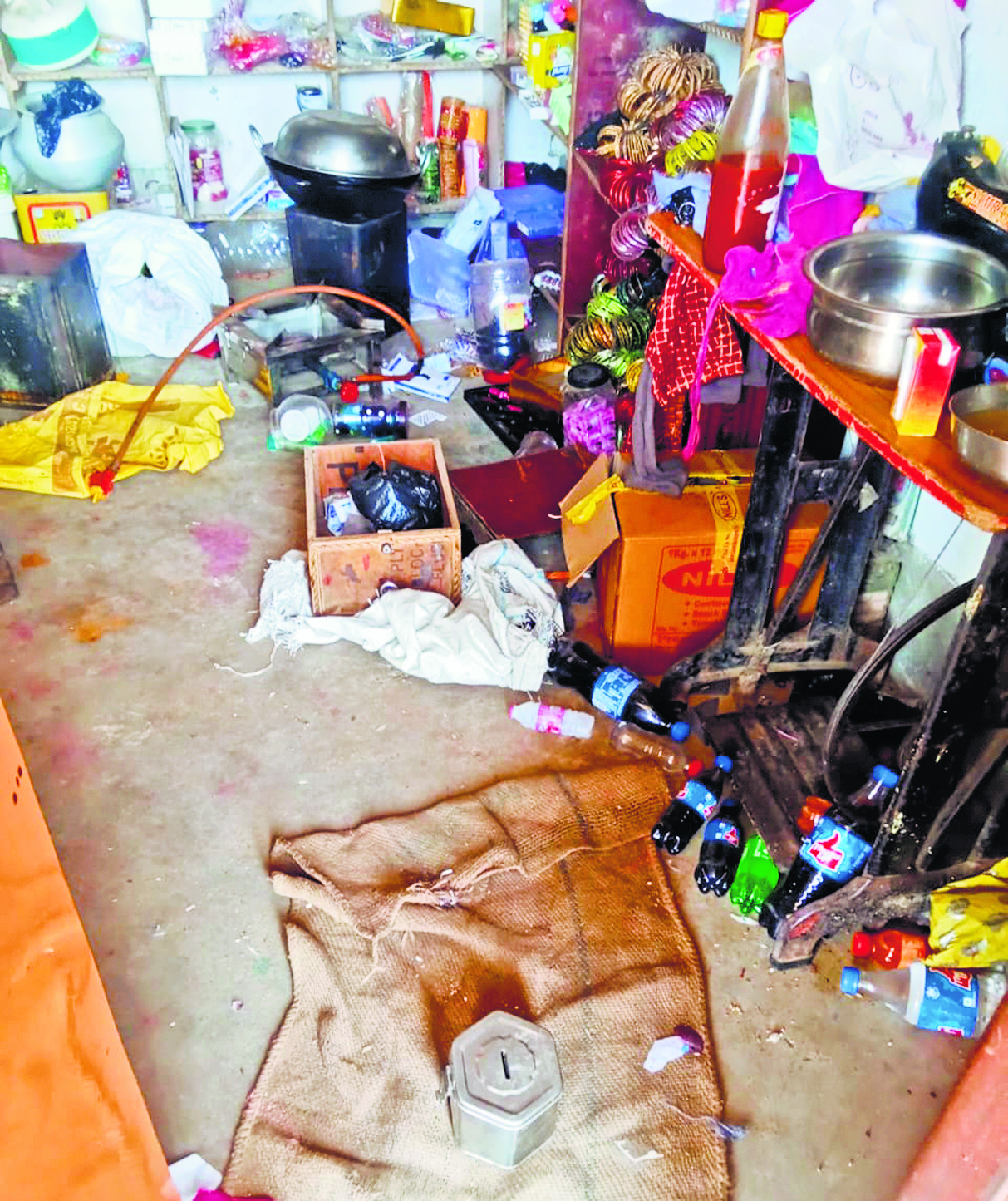 Jehanabad : बंद घर से हजारों की संपत्ति की चोरी