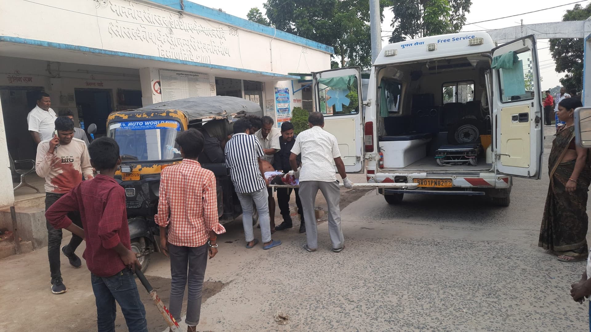मुरलीगंज-बिहारीगंज स्टेट हाईवे 91 पर ट्रक के धक्के से बाइक सवार पिता व पुत्र की मौत