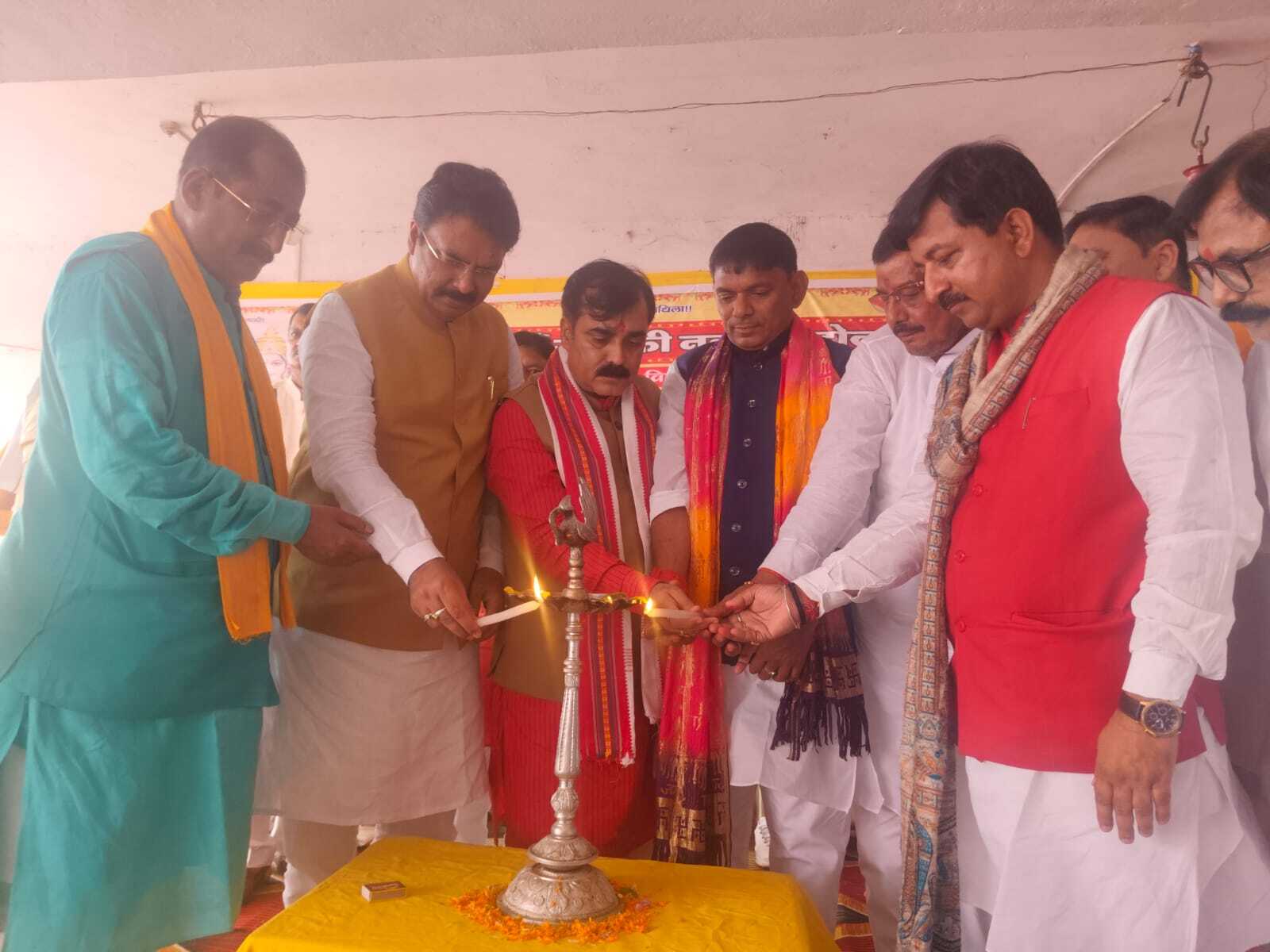 Madhubani News : हर युग में पूजित होती रहेंगी मां जानकी : मंत्री