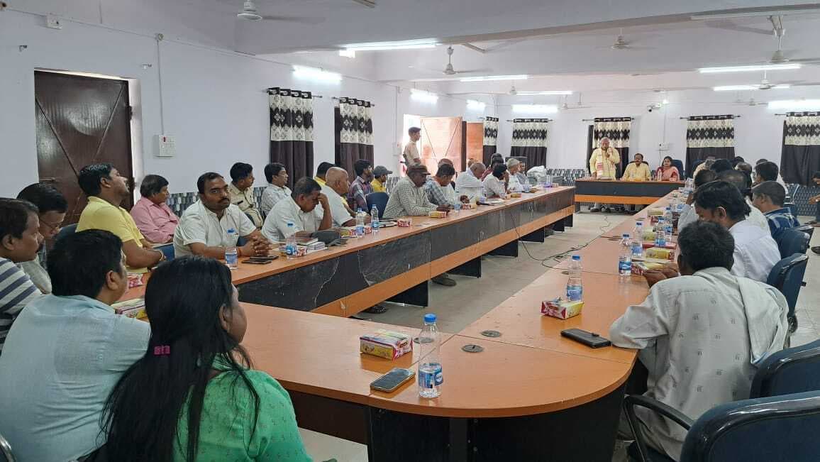 समस्याओं का अधिकारी करें निदान – विस उपाध्यक्ष