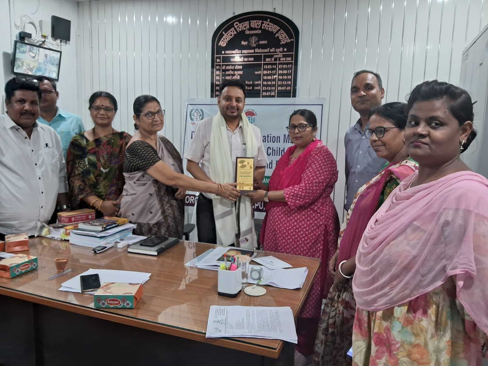हर बच्चों को अपना जीवन सही ढंग से जीने व शिक्षा प्राप्त का अधिकार