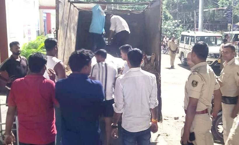 दो लोगों की मौत, किशोर जख्मी