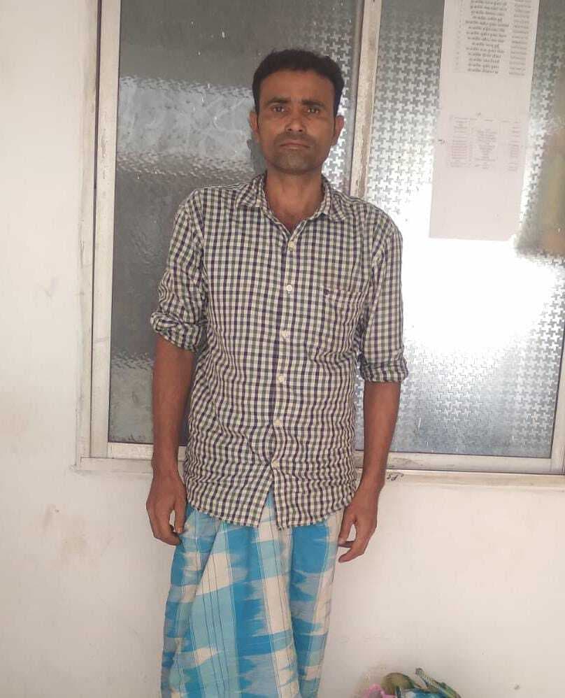 किशनगंज पुलिस का राधानगर में छापा