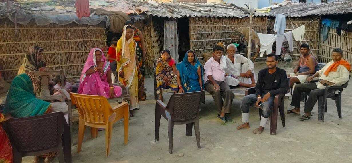 बैकुंठपुर में ट्रैक्टर से कुचल कर महिला की गयी जान, बेटा घायल