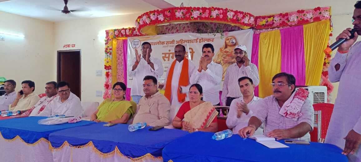 GIRIDIH NEWS: इतिहास लिखने में भेदभाव किया गया : मनीष जायसवाल