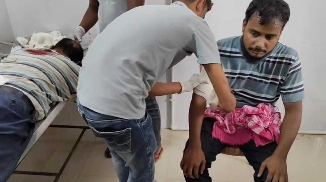 जमीन विवाद में पड़ोसियों के बीच मारपीट, महिला समेत चार जख्मी