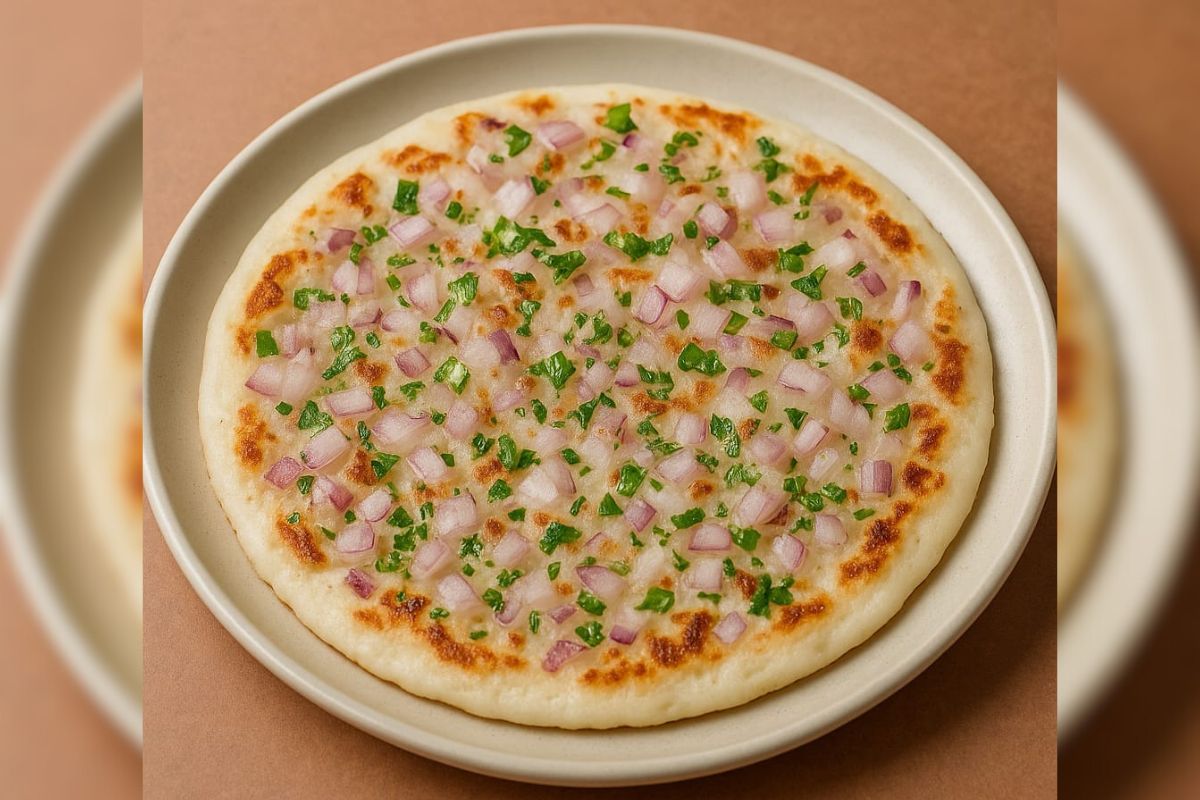 Onion Uttapam: नाश्ते में लाएं साउथ का तड़का, तैयार करें टेस्टी प्याज उत्तपम
