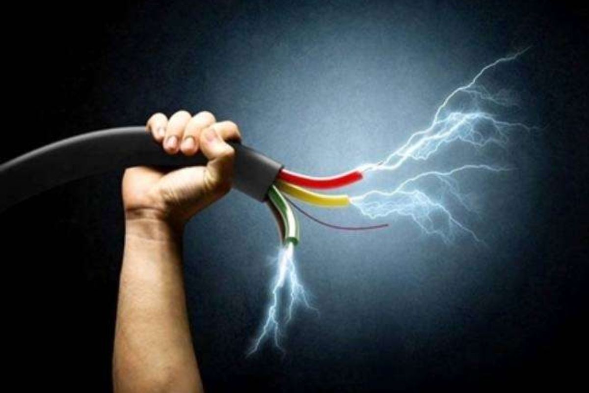 Bihar News: सुपौल में दर्दनाक हादसा, मां-दादी को बचाने के चक्कर में चली गई दो भाइयों की जान