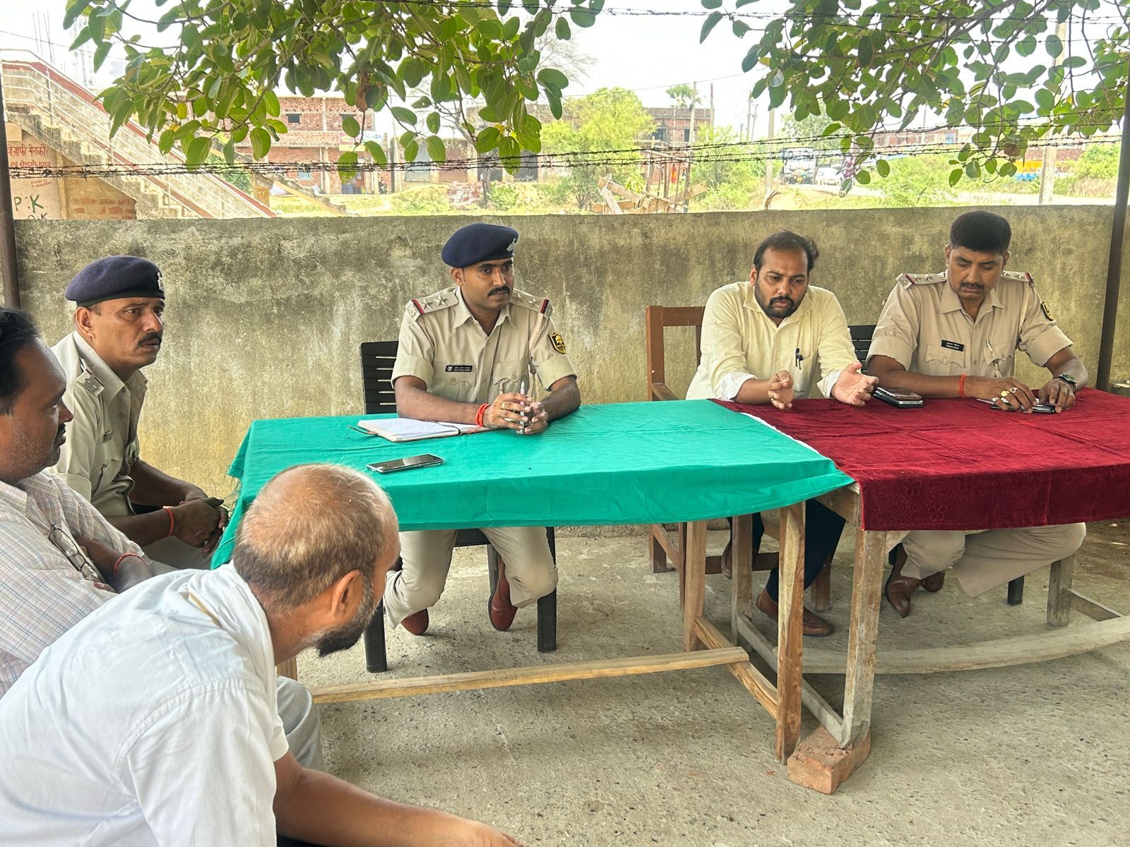 सौहार्दपूर्ण माहौल में पर्व मनाने की अपील