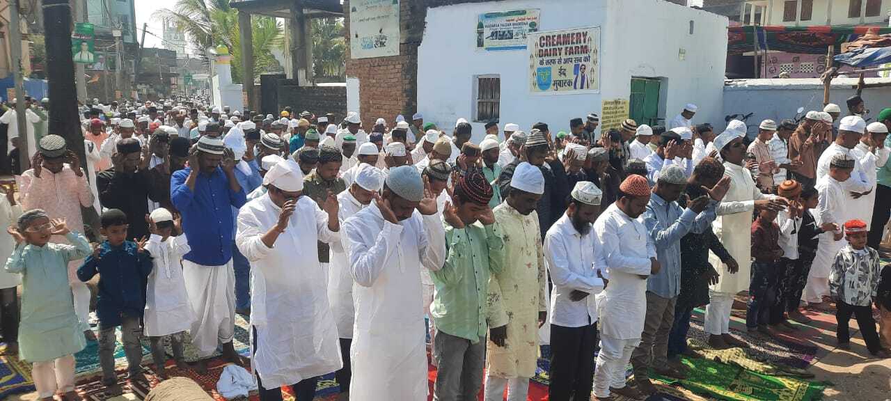 Nawada News : मुल्क में अमन-चैन के लिए मांगी गयीं दुआएं