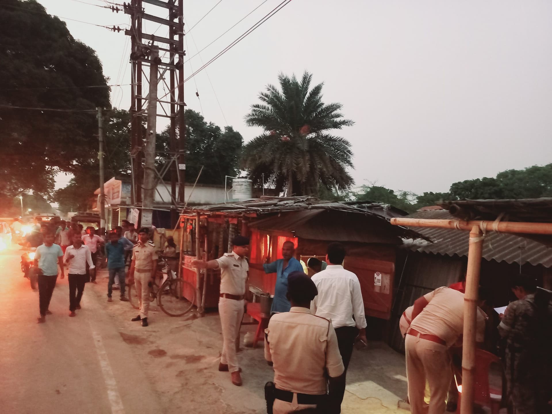 600 ग्राम गांजा व 65 हजार रुपये के साथ दो तस्कर गिरफ्तार