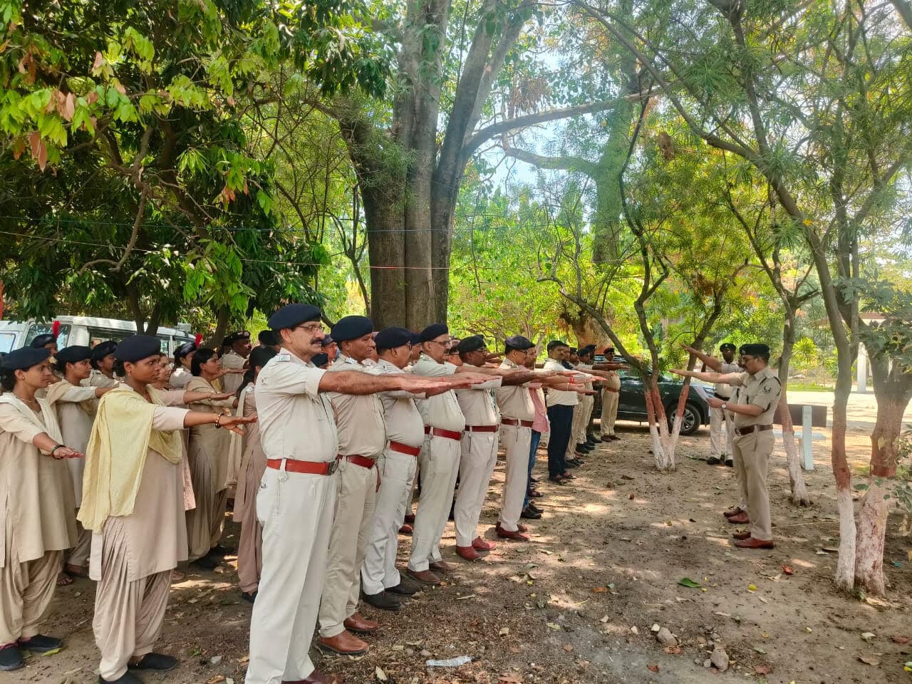 14 वर्ष से कम आयु के बच्चे से श्रम नहीं कराने का ली शपथ