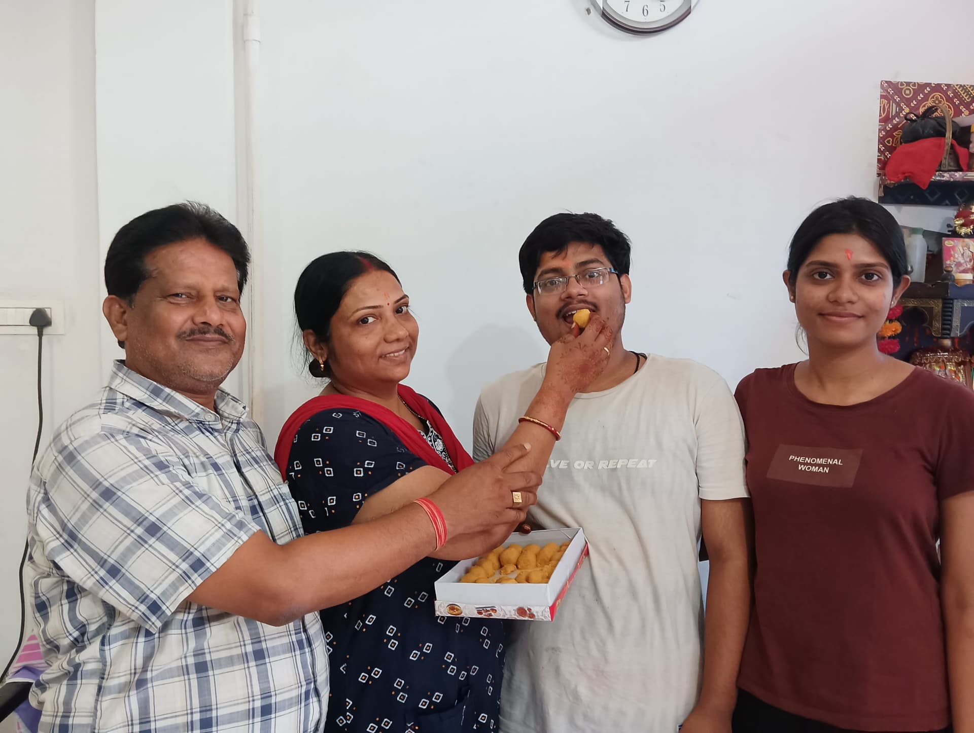 नीट में ओटी इंचार्ज के बेटे को मिली सफलता
