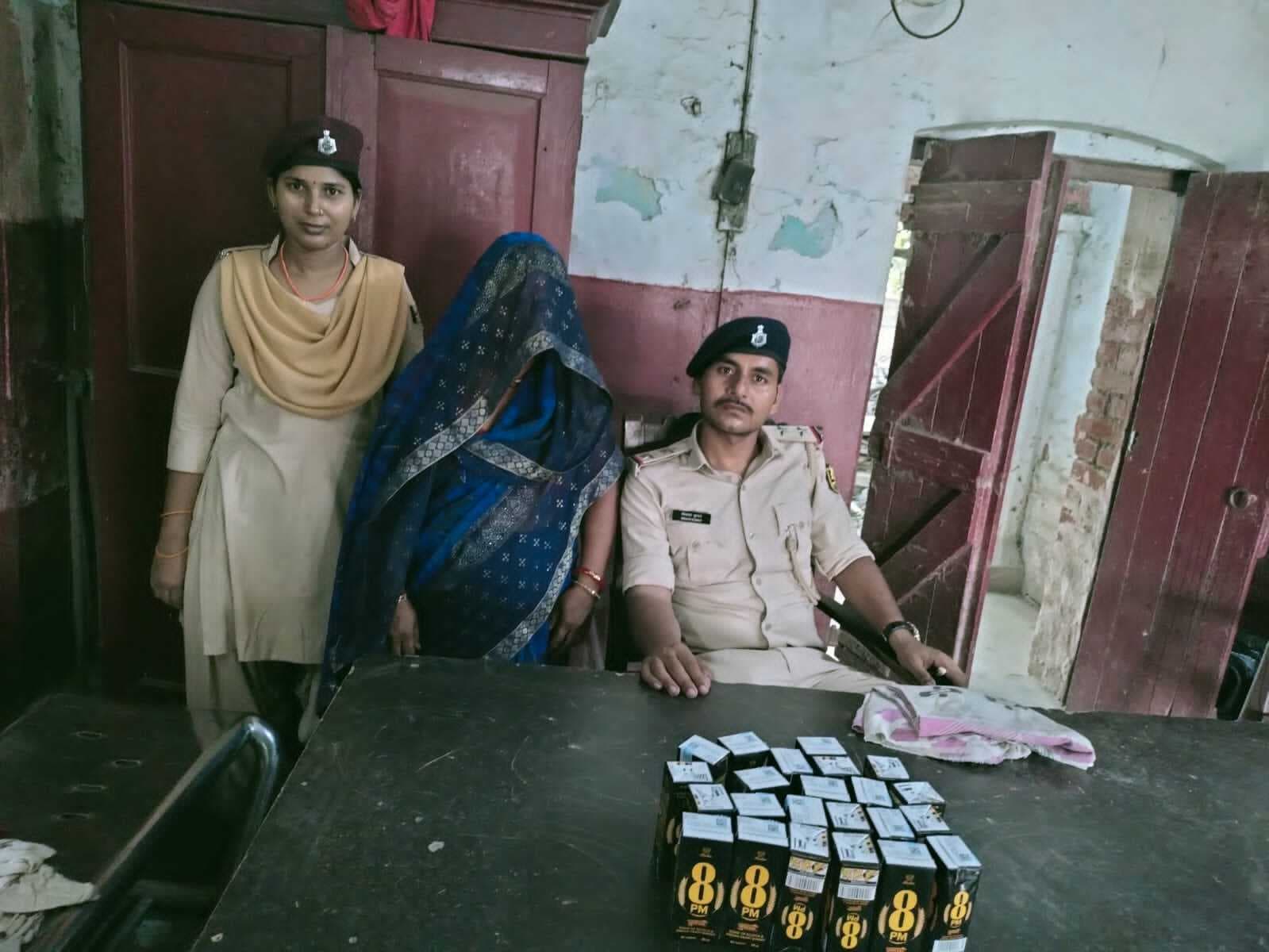 जन शताब्दी और स्पेशल ट्रेन से भारी मात्रा में शराब बरामद, एक महिला धरायी