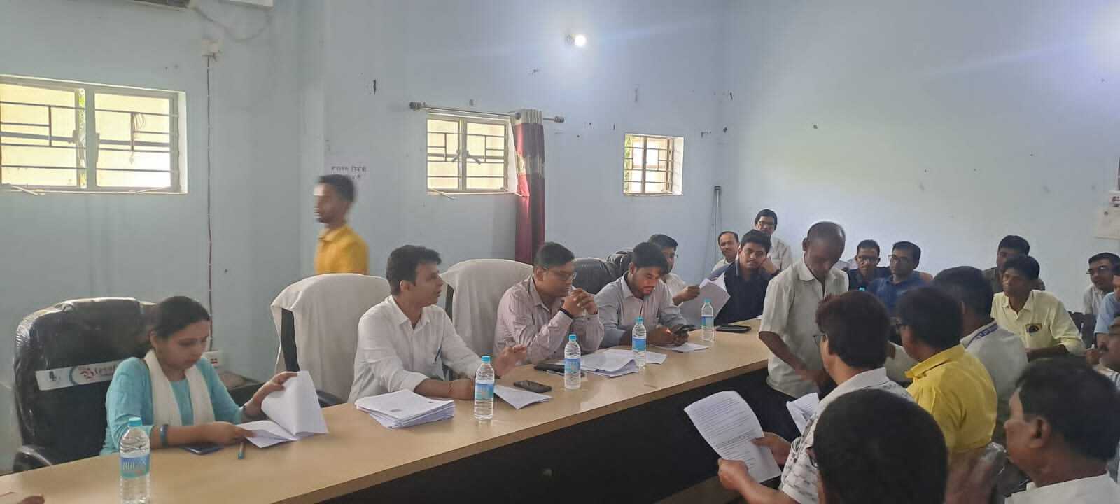 बीएलओ को गहण पुनरीक्षण कराये जाने का एकदिवसीय प्रशिक्षण दिया