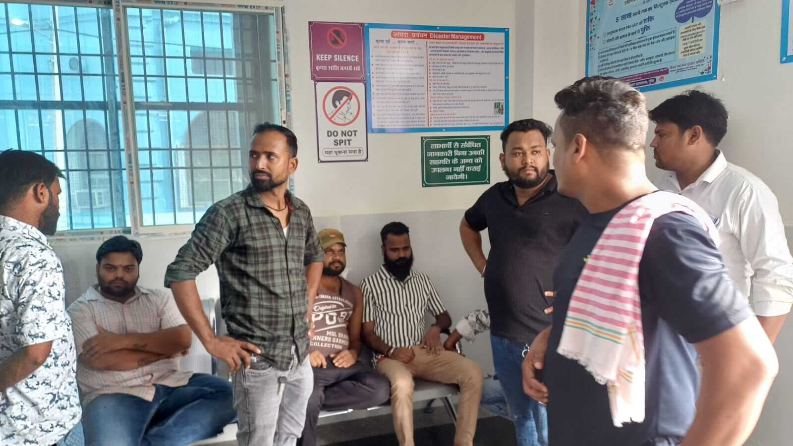 डिप्रेशन में युवक ने फांसी लगाकर की आत्महत्या, परिजनों में मचा हाहाकार