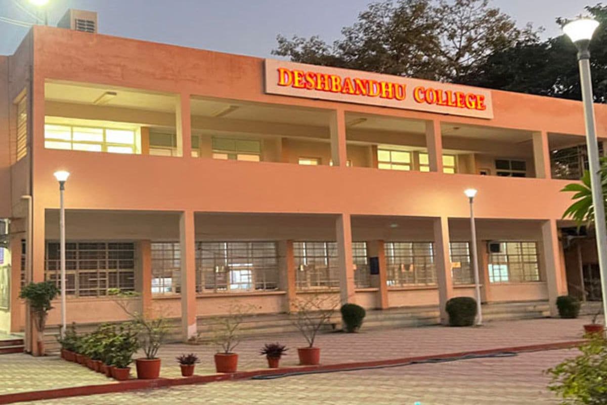 दिल्ली यूनिवर्सिटी के Deshbandhu College में इतने CUET स्कोर पर एडमिशन, CUTOFF यहां देखें दिल्ली यूनिवर्सिटी के Deshbandhu College में इतने CUET स्कोर पर एडमिशन, CUTOFF यहां देखें