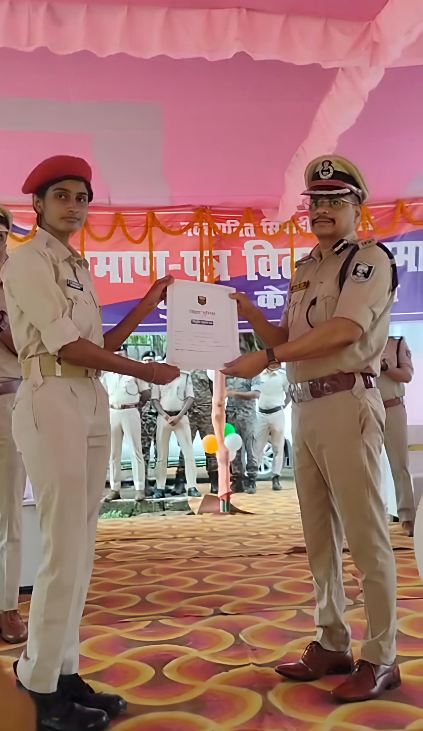 नवनियुक्त 902 सिपाहियों को दिया गया नियुक्ति पत्र