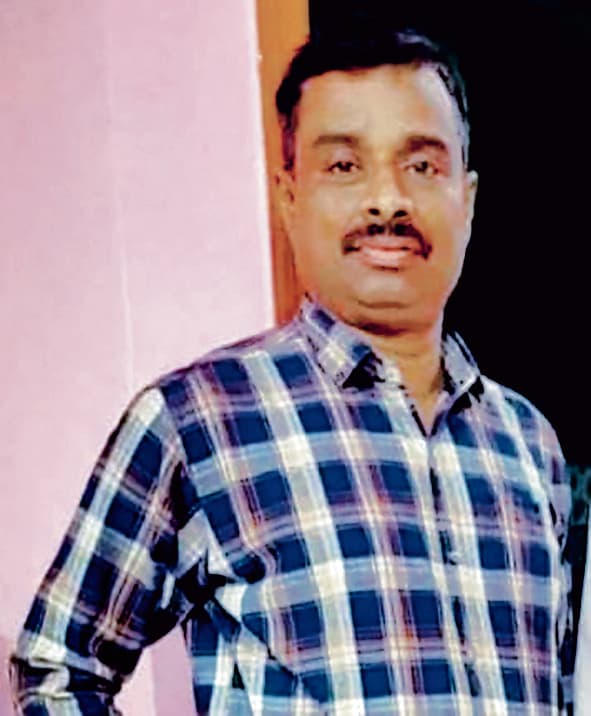 पुलिस वैन से ट्रक की टक्कर एसआइ समेत दो की हुई मौत