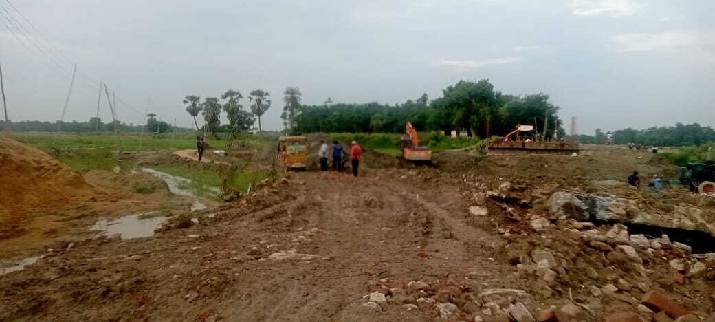 खानाधार के पास डायवर्सन नहीं बनने से लोगों में आक्रोश
